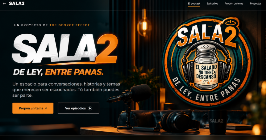 SALA2: de ley, entre panas. Estudio de podcast con micrófono, auriculares y el emblema SALA2.